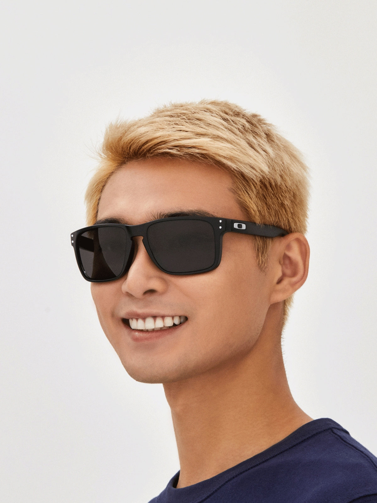 Oakley Holbrook XL 941722 Matte Black Prizm Grey