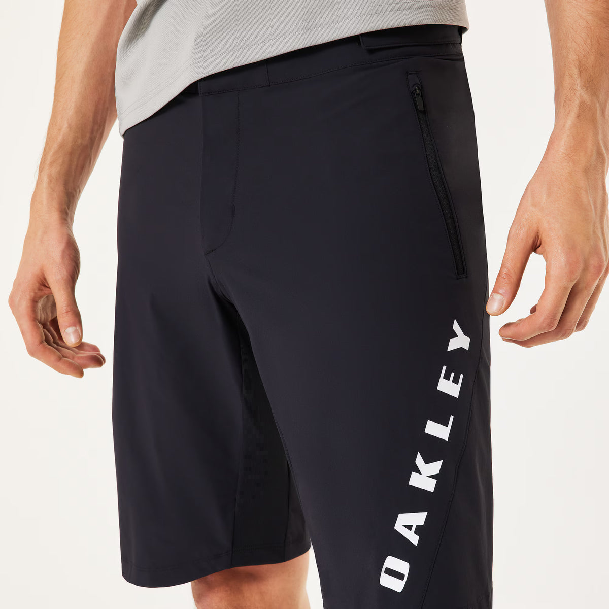 Oakley Free Ride Short FOA406094-02E Blackout MTB Şort