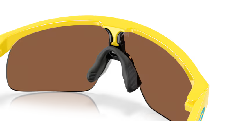 Oakley X Fortnite Peely Resistor Youth 901028 Yellow Prizm Tungsten