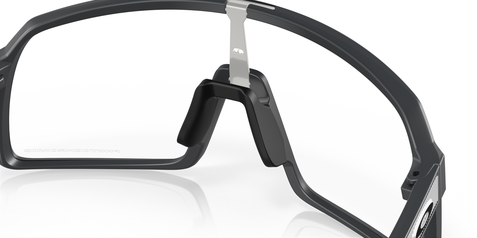 Oakley Sutro Matte Carbon Clear Photochromic